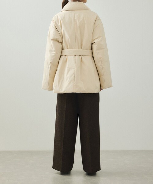 ADAM ET ROPE'（アダムエロペ）の「【EMOELLE】ライトダウンコート（ダウンジャケット/コート・レディース・ブラック/キナリ系・F）」の19枚目の写真