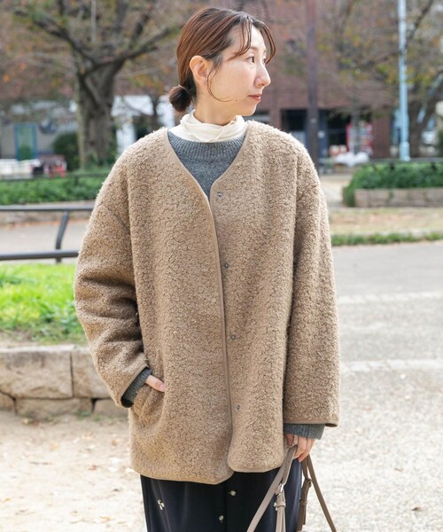 ITEMS URBANRESEARCH(アイテムズ アーバンリサーチ)の「ボアジャケット(ノーカラージャケット・レディース・OFF/GRY/L.BRN・Free)」の17枚目の写真