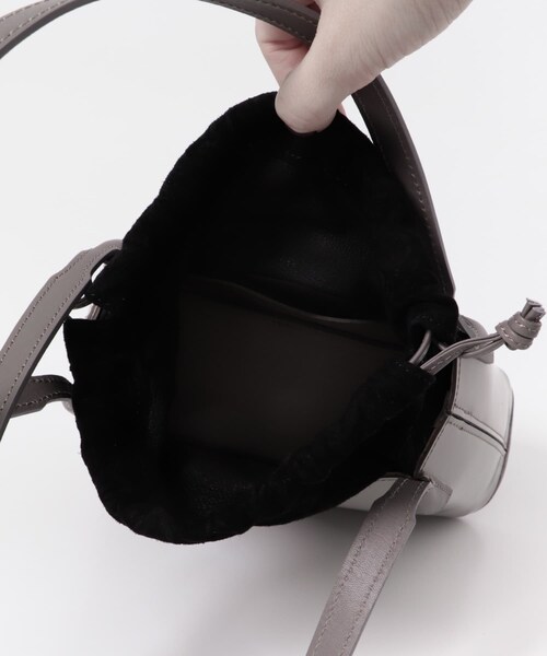 URBAN RESEARCH（アーバンリサーチ）の「PIENI　CICACUI kinchaku（ハンドバッグ・レディース・BK/RE/GR/DGR・-）」の9枚目の写真
