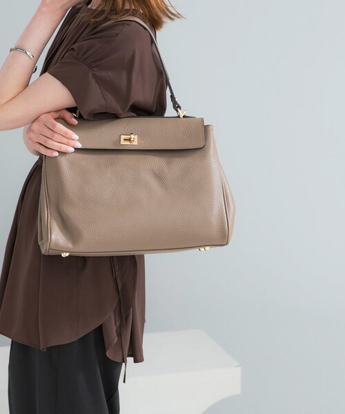 URBAN RESEARCH ROSSO（アーバンリサーチロッソ）の「AULENTTI　フラップバッグ（ハンドバッグ・レディース・BLACK/TAUPE・Free）」の13枚目の写真
