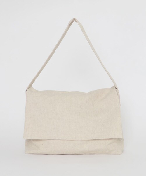 URBAN RESEARCH DOORS（アーバンリサーチドアーズ）の「STILL BY HAND　CROSS BODY BAG（ショルダーバッグ・メンズ・OATMEAL/BLACK・Free）」の2枚目の写真