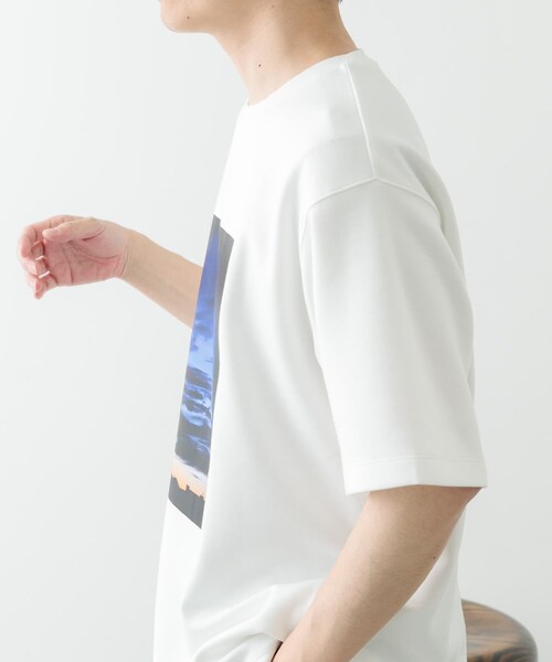 ITEMS URBANRESEARCH（アイテムズ アーバンリサーチ）の「Art Graphic ポンチTシャツ Dawn（Tシャツ/カットソー・メンズ・WHT/BLK・M/L）」の8枚目の写真