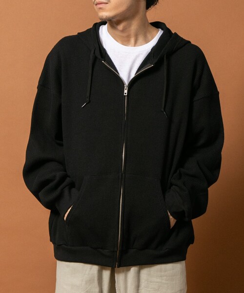 URBAN RESEARCH(アーバンリサーチ)の「RELAX FIT ワッフルパーカー(パーカー・メンズ・GREY/BLACK・FREE)」の1枚目の写真