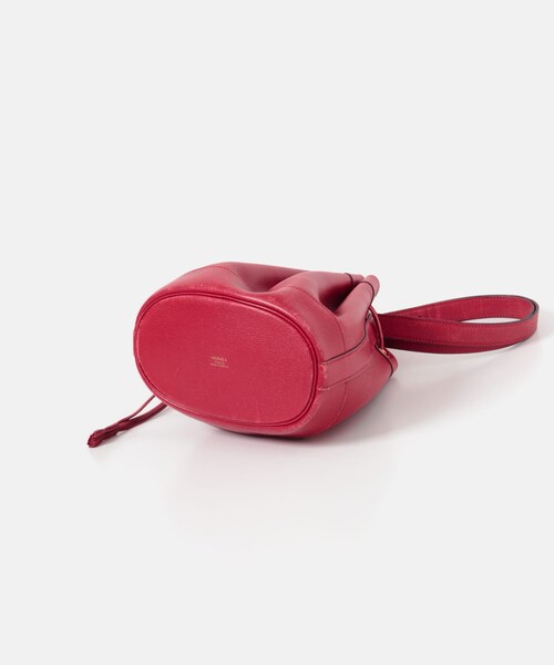 URBAN RESEARCH ROSSO（アーバンリサーチロッソ）の「VINTAGE　エルメス80sフランス製マーケットPM巾着（ショルダーバッグ・レディース・レッド・-）」の6枚目の写真