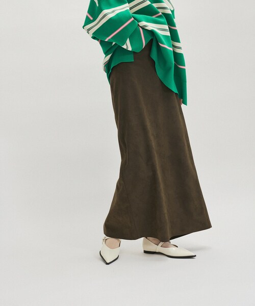 ADAM ET ROPE'(アダムエロペ)の「シンセティックスエードペンシルマキシスカート(スカート・レディース・ダークブラウン系/サックス/ブラック・36/38)」の11枚目の写真