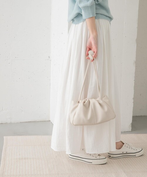 URBAN RESEARCH DOORS（アーバンリサーチドアーズ）の「2WAY巾着ショルダーバッグ（ショルダーバッグ・レディース・BLACK/IVORY/L.BLUE・one）」の7枚目の写真