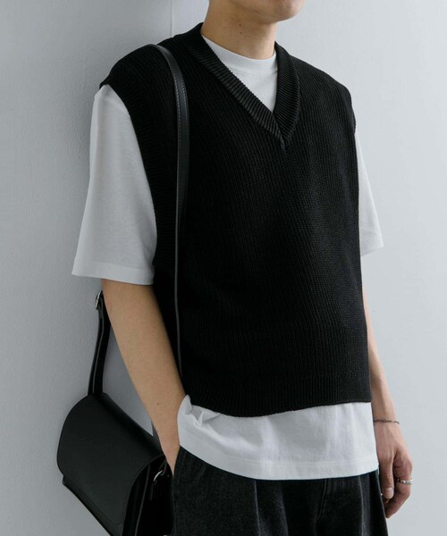 SENSE OF PLACE by URBAN RESEARCH（センスオブプレイスバイアーバンリサーチ）の「アゼアミクロップドニットベスト（ベスト・メンズ・BLACK/GRAY・M/L）」の10枚目の写真