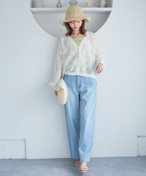 ROPE' PICNIC（ロペピクニック）の「透かし編み花柄Vネックカーディガン（カーディガン/ボレロ・レディース・オフホワイト/ブラウン/ブルー系/カラシ・38）」の6枚目の写真