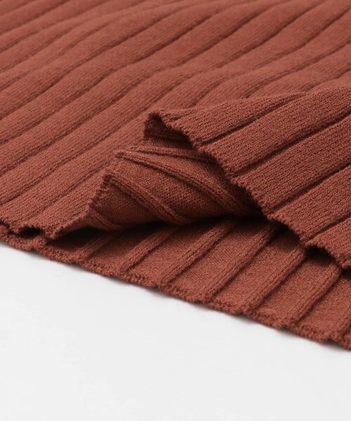 LAATO（ラート）の「LAYERED KNIT CAMISOLE（キャミソール・レディース・マーマレード/クリーム/セメント・FREE）」の14枚目の写真