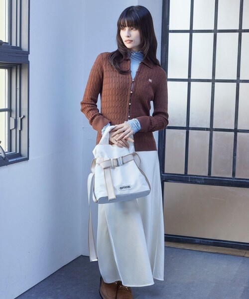 VIS（ビス）の「【OUTDOOR PRODUCTS】VIS別注2WAYベルト付きパデッドトートバッグ（トートバッグ・レディース・ブラック/チャコール/キナリ・F）」の19枚目の写真