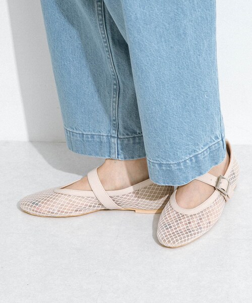URBAN RESEARCH Sonny Label（アーバンリサーチサニーレーベル）の「メッシュストラップフラットシューズ（その他シューズ・レディース・ブラック/オフ・S/M/L）」の11枚目の写真