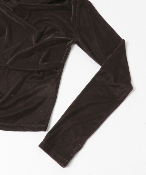 SENSE OF PLACE by URBAN RESEARCH(センスオブプレイスバイアーバンリサーチ)の「ベロアドレープトップ(その他トップス・レディース・IVORY/BROWN/CAMEL・One)」の17枚目の写真