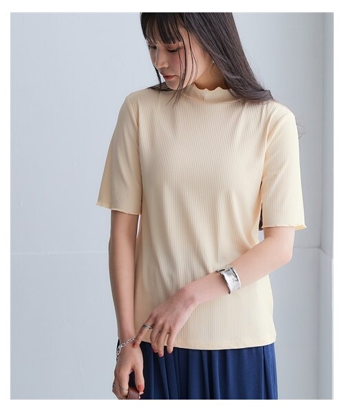 nissen（ニッセン）の「細リブハイネック5分袖カットソープルオーバー＜大きいサイズ有＞（Tシャツ/カットソー・レディース・黒/コーラルピンク/オフホワイト/エクリュ/オフホワイト×黒ボーダー/オフホワイト×黒系ボーダー/ネイビー×オフホワイト系ボーダー/スモーキーサックス/ライトグレー/チャコールブラウン/ハニーイエロー・S/M/L/LL/3L/4L/5L/6L/8L/10L）」の9枚目の写真