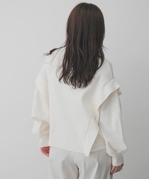 SENSE OF PLACE by URBAN RESEARCH（センスオブプレイスバイアーバンリサーチ）の「『一部WEB限定カラー』ストレッチショルダータックセーター（ニット/セーター・レディース・OFF WHITE/GRAY/MOCHA/RED/YELLOW/BLACK/BLUE・one/One）」の11枚目の写真