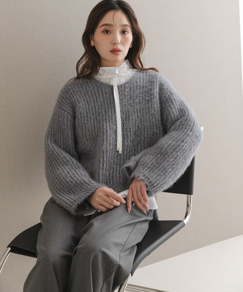 URBAN RESEARCH ROSSO（アーバンリサーチロッソ）の「シャギーVネックニット（ニット/セーター・レディース・WHITE/SAX/GRAY・Free）」の14枚目の写真