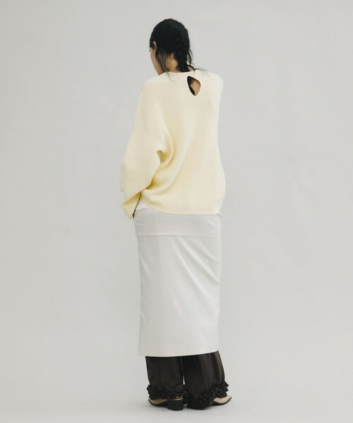 LAATO(ラート)の「crew neck soft knit(ニット/セーター・レディース・バター/ネズミ・Free)」の18枚目の写真