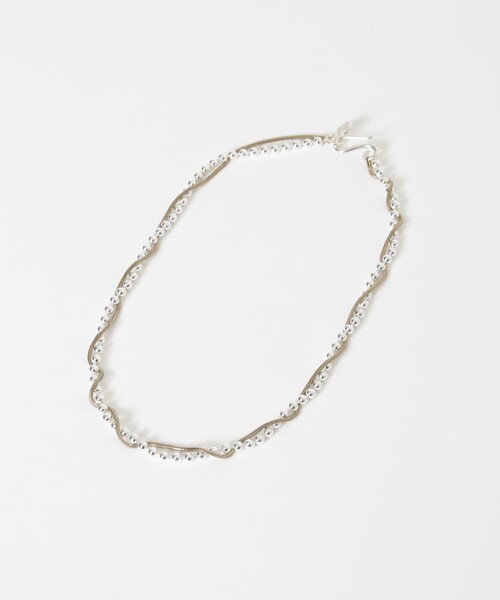 URBAN RESEARCH（アーバンリサーチ）の「Sapir Bachar　TWIST NECKLACE（ネックレス・レディース・SV/GD・-）」の2枚目の写真