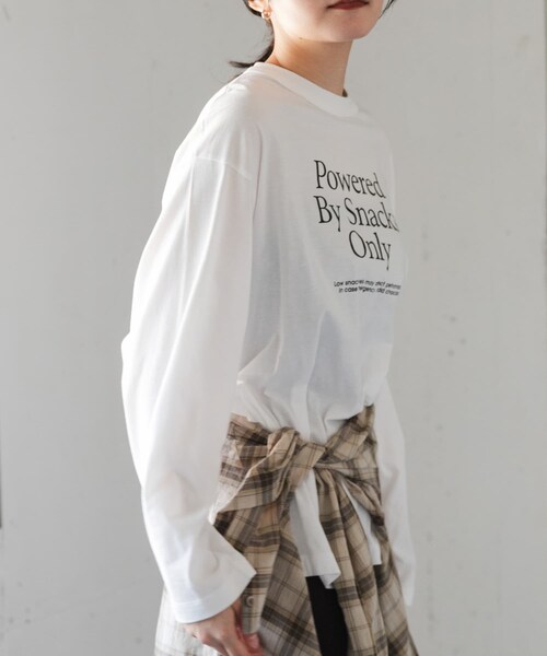 URBAN RESEARCH DOORS(アーバンリサーチドアーズ)の「FORK&SPOON オーバーサイズロゴロングスリーブTシャツ(Tシャツ/カットソー・レディース・OFF/BLACK・1)」の7枚目の写真