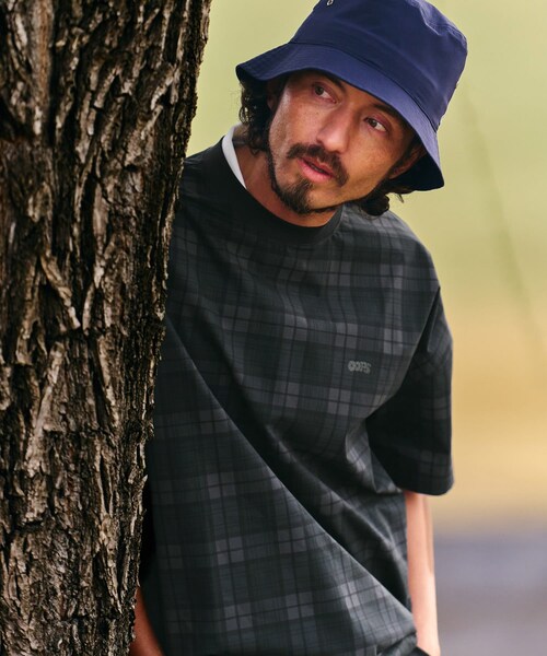 URBAN RESEARCH Sonny Label（アーバンリサーチサニーレーベル）の「OOPS　チェック柄Tシャツ（シャツ/ブラウス・メンズ・GREEN/BLUE・M/L/XL）」の5枚目の写真