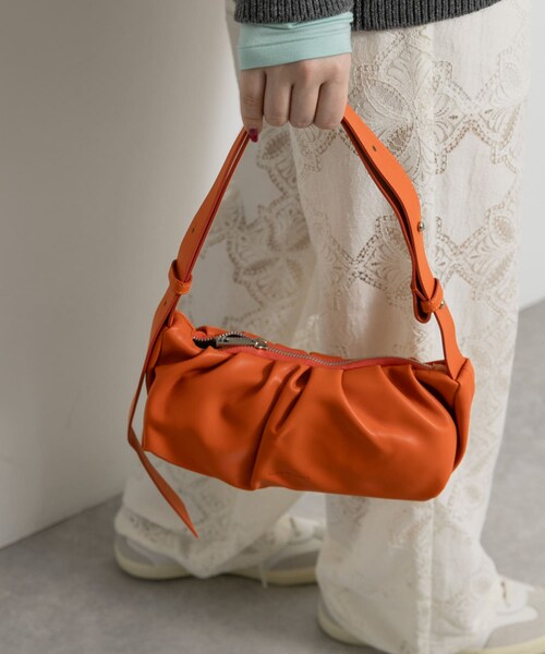 THE GOODLAND MARKET（ザグッドランドマーケット）の「ALICE MARTHA　ERIN MINI（ショルダーバッグ・レディース・IVORY/BLACK/ORANGE/SILVER・Free）」の13枚目の写真