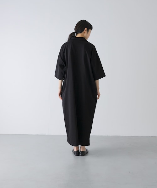 かぐれ（カグレ）の「『2サイズ展開』オープンカラーカットワンピース（ワンピース・レディース・BLACK・0/1）」の3枚目の写真