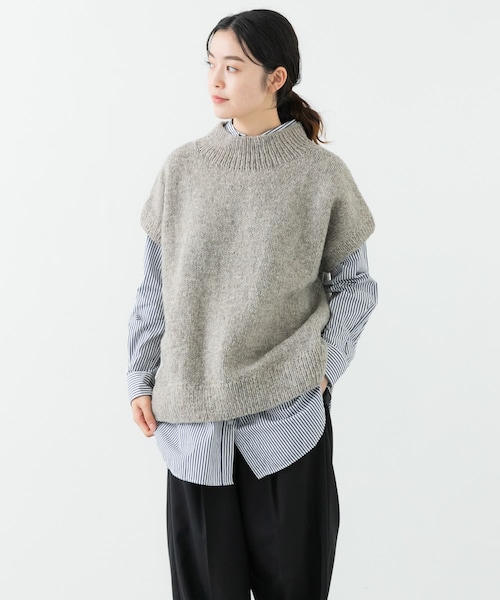 かぐれ（カグレ）の「ペルーワイドニットベスト（ベスト・レディース・IVORY/GRAY・FREE）」の13枚目の写真