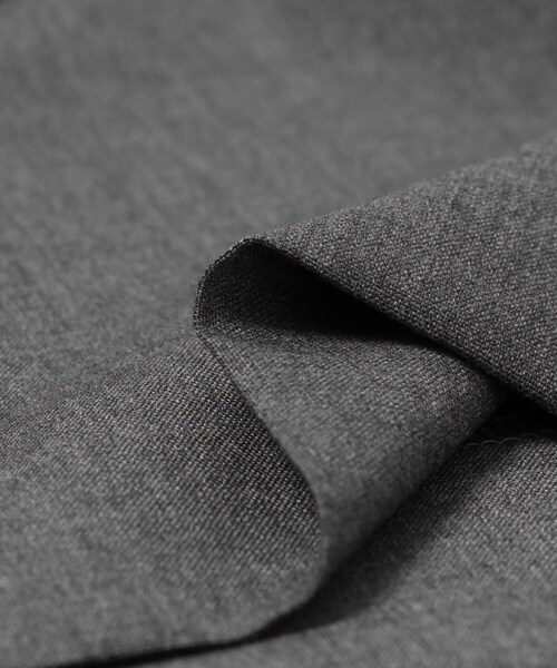 URBAN RESEARCH（アーバンリサーチ）の「ATON　WOOL TROPICAL TAPERED PANTS（その他パンツ・メンズ・303 T.GRAY/005 BLK・4/6）」の16枚目の写真
