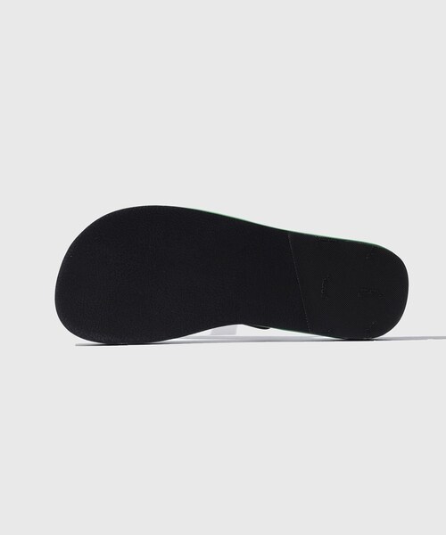 ADAM ET ROPE'(アダムエロペ)の「【AURALEE/オーラリー】SOFT LEATHER FLIP-FLOPS(サンダル・メンズ・ブラック/グリーン・25.0/26.0/27.0)」の11枚目の写真