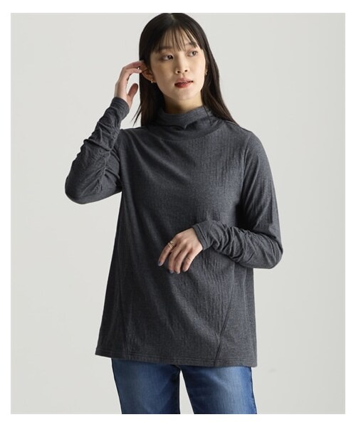 nissen（ニッセン）の「＜大きいサイズ＞綿１００％甘編みやわらかカットソー袖シャーリング使いすっきり見えタートルプルオーバー（Tシャツ/カットソー・レディース・杢チャコールグレー/ネイビー/マスタードイエロー・L/LL/3L/4L/5L/6L/8L/10L）」の17枚目の写真