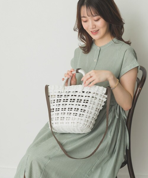 RODE SKO（ロデスコ）の「ショルダー付編みかごバッグ（かごバッグ・レディース・BROWN/WHITE/GREEN/BLUE・one）」の7枚目の写真