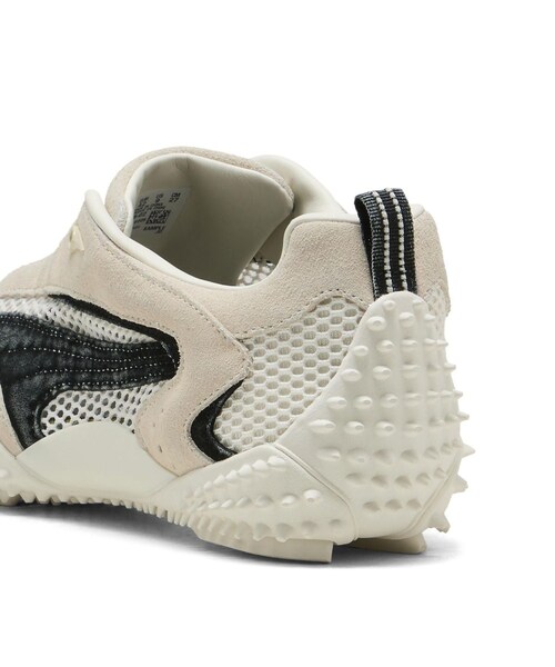 ADAM ET ROPE'(アダムエロペ)の「【PUMA(プーマ)】MOSTRO XC VINTAGE FADE(スニーカー・レディース・ホワイト・23/24/25)」の7枚目の写真