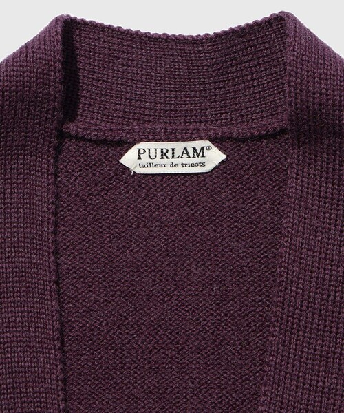ADAM ET ROPE'(アダムエロペ)の「【PURLAM/プラム】Low-gauge Plain St Vneck CD(カーディガン/ボレロ・メンズ・オフホワイト/ダークブラウン/パープル・2/3)」の12枚目の写真