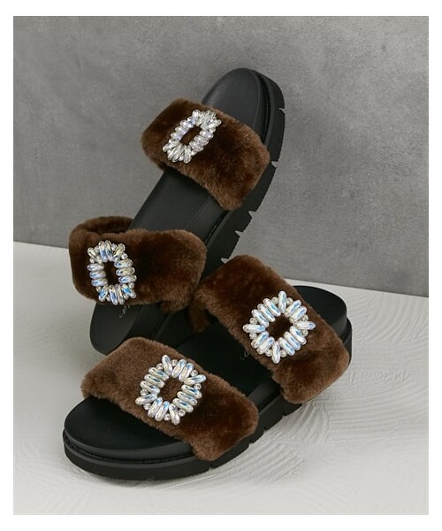 nissen（ニッセン）の「【ゆったり幅広】もこファーサンダル（ワイズ４Ｅ）（サンダル・メンズ・黒/ブラウン/ネイビー・M=23.0~23.5cm/4E/L=24.0~24.5cm/4E/LL=25.0~25.5cm/4E/3L=26.0~26.5cm/4E）」の8枚目の写真