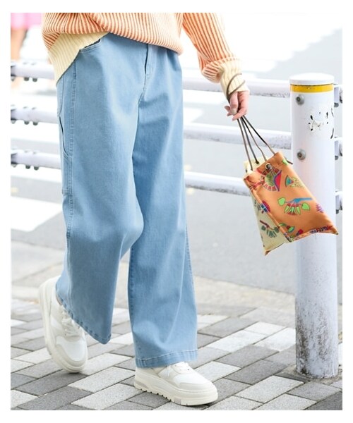 nissen（ニッセン）の「大きいサイズ メンズライクペインターワイドシルエットパンツ（ゆったりヒップ）（パンツ・レディース・ウオッシュドブルー/ヒッコリー・L/LL/3L/4L/5L/6L/8L/10L）」の20枚目の写真