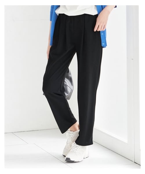 nissen（ニッセン）の「テーパードパンツ■大人の落ち感シリーズ■＜大きいサイズ有＞（パンツ・レディース・黒/ネイビー/アイスラベンダー/ゴールデンベージュ/モスカーキ/グレイッシュブルー/ライム/ベイクドアップル・L/LL/3L/4L/5L/6L/8L/10L）」の8枚目の写真