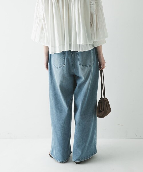 URBAN RESEARCH(アーバンリサーチ)の「『3サイズ展開』綿麻デニムイージーパンツ(デニムパンツ・レディース・WHITE/LT BLUE・38/40/36)」の20枚目の写真