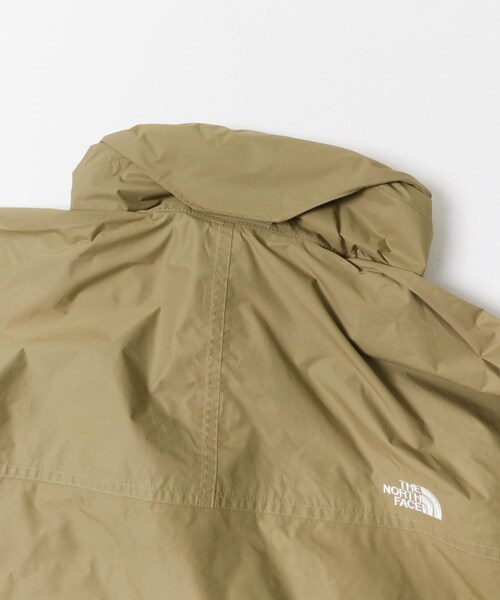 URBAN RESEARCH DOORS（アーバンリサーチドアーズ）の「THE NORTH FACE　HYDRENA RAIN PONCHO（レインコート/ポンチョ・レディース・FIアイボリー/CKカーキ/Kブラック・One）」の14枚目の写真