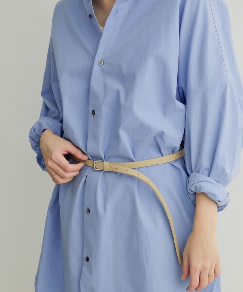 URBAN RESEARCH DOORS（アーバンリサーチドアーズ）の「ソフトレザーナローベルト（ベルト・レディース・CHARCOAL/CREAM・one）」の4枚目の写真