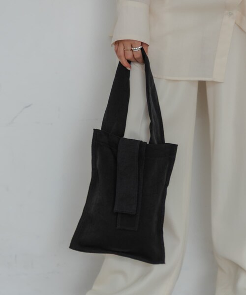 URBAN RESEARCH（アーバンリサーチ）の「『一部別注カラー』ITTI　MARY INSIDE OUT TOTE- S（トートバッグ・レディース・BLACK/RED/別注CURRY・-）」の7枚目の写真