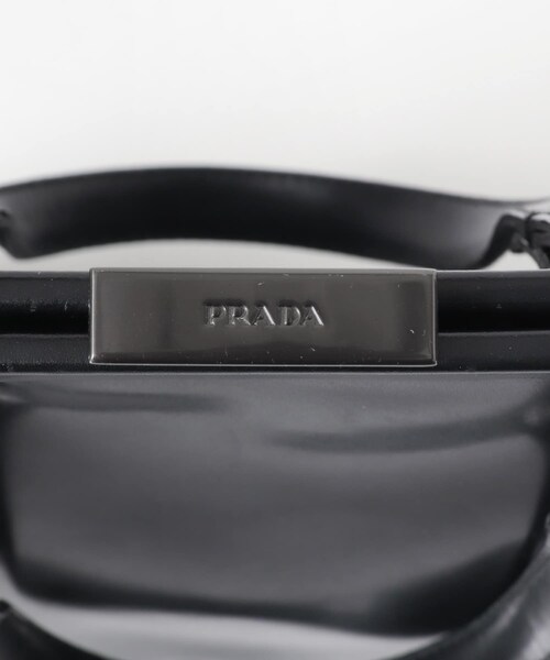 URBAN RESEARCH（アーバンリサーチ）の「VINTAGE　プラダ90Sコインパースハンドバッグ（ハンドバッグ・レディース・-・-）」の7枚目の写真