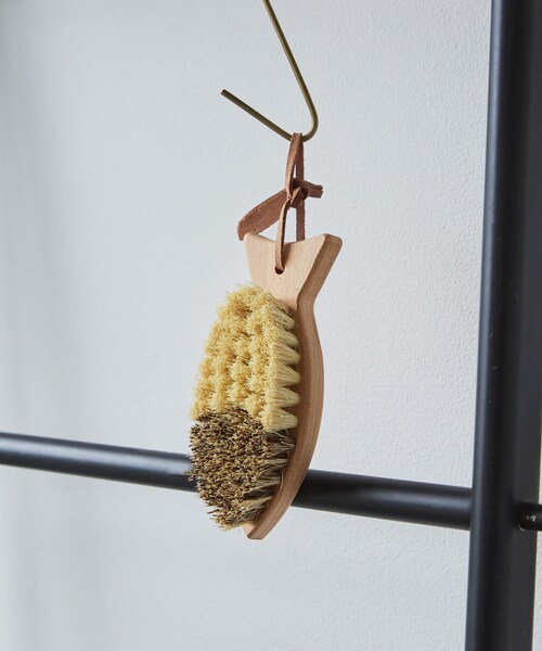 URBAN RESEARCH DOORS(アーバンリサーチドアーズ)の「REDECKER 魚型ベジタブルブラシ(その他雑貨・メンズ・-・-)」の7枚目の写真