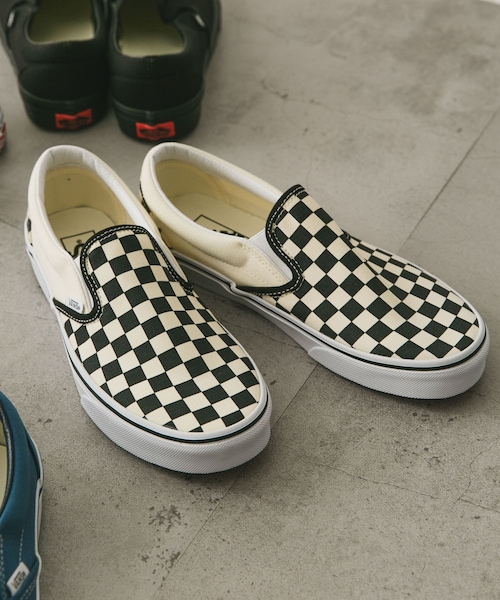 URBAN RESEARCH DOORS（アーバンリサーチドアーズ）の「VANS　UA Classic Slip-On（スニーカー・メンズ・BLK/WHT/Navy/True White/BLK/BLK/CHECKER・8/8.5/9/9.5/10）」の5枚目の写真