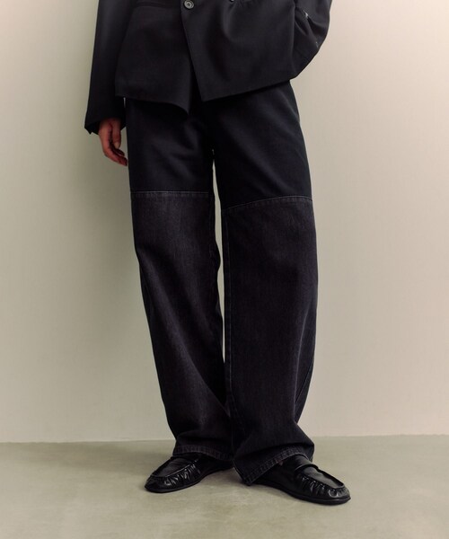 ADAM ET ROPE'(アダムエロペ)の「【AMOMENTO for ADAM ET ROPE'】別注DRAWSTRING DENIM PANTS(その他パンツ・レディース・ブラック/チャコール/ベージュ/ブルー系・S)」の2枚目の写真