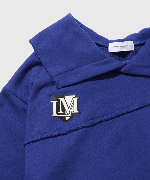 ADAM ET ROPE'(アダムエロペ)の「【LIBRIO MENDONCA/リブリオ メンドンサ】SHIRT DOCKING SWEAT PULLOVER(スウェット・メンズ・ライトグレー/ブルー・M/XL)」の7枚目の写真