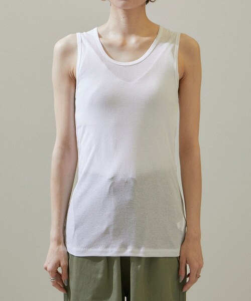 ADAM ET ROPE'（アダムエロペ）の「nu=layerスクープネックタンクトップ（タンクトップ・レディース・ブラック/ライトグレー/ホワイト/レッド・F）」の16枚目の写真