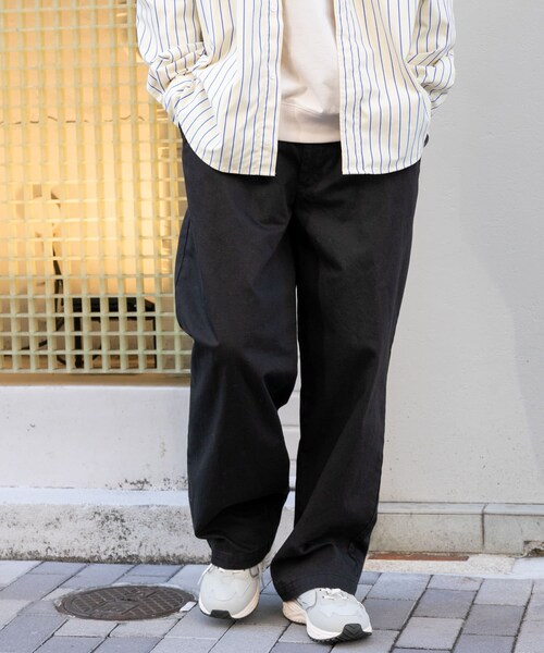 URBAN RESEARCH DOORS(アーバンリサーチドアーズ)の「FORK&SPOON フレンチドリルピグメントチノパンツ(チノパンツ・メンズ・BEIGE/INKBLACK・4/5)」の7枚目の写真