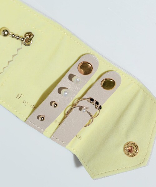 URBAN RESEARCH（アーバンリサーチ）の「ff by decor urban research　アクセサリーポーチ（ポーチ・レディース・BR/BL/BE/YE・-）」の7枚目の写真
