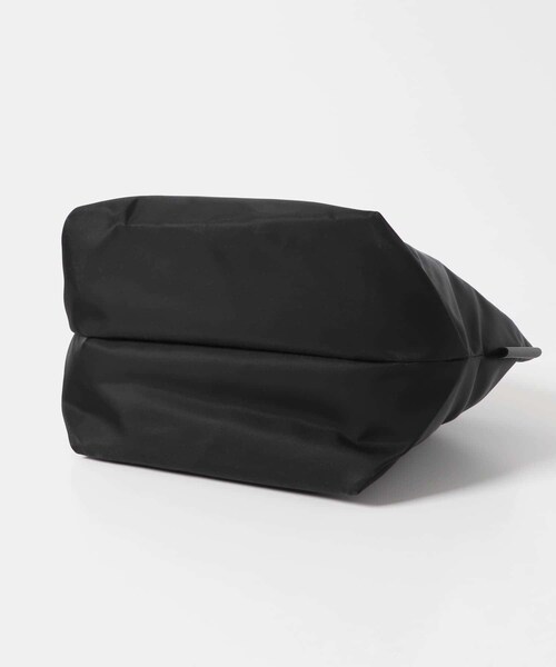 URBAN RESEARCH ROSSO（アーバンリサーチロッソ）の「『一部別注カラー』VIOLA d’ORO　BIANCA M（トートバッグ・レディース・BLKBLK/TAUPEBLK/BLKTAUPE/別注BRNNVY・M）」の10枚目の写真