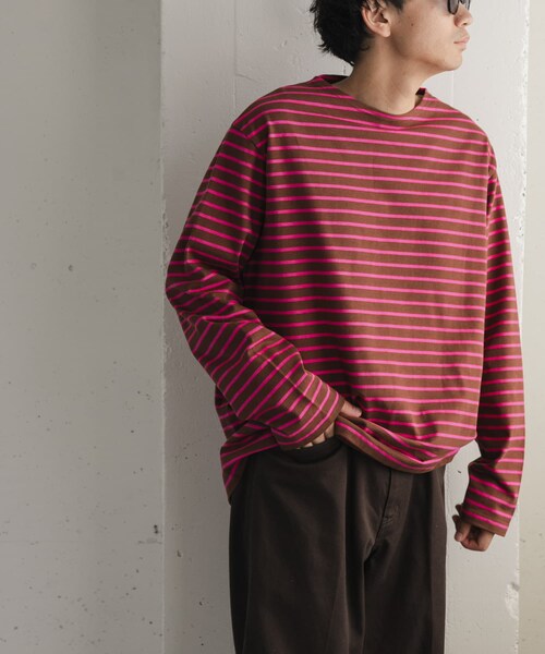 URBAN RESEARCH DOORS(アーバンリサーチドアーズ)の「FORK&SPOON ボートネックボーダー(Tシャツ/カットソー・メンズ・BRN×PNK/GRN×TUQ/YEL×PPL・4/5)」の5枚目の写真