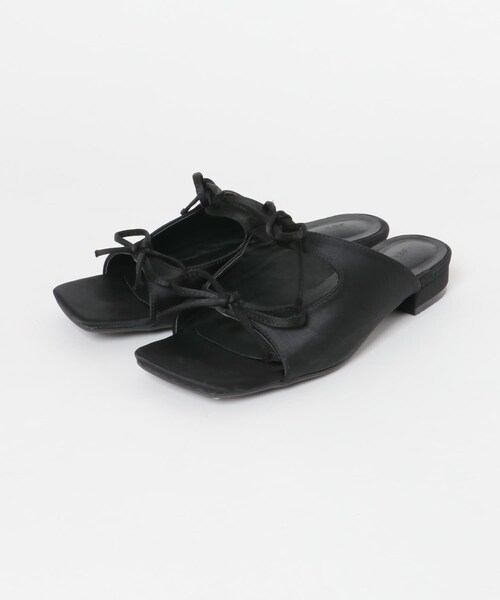 KBF（ケイビーエフ）の「サテンリボンミュール（サンダル・レディース・BLUE/BLACK・37/38）」の11枚目の写真